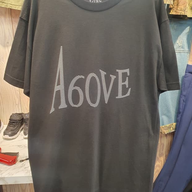 [L] 어보브(A6OVE) 후면 플래그 그래픽 반팔 티셔츠 (상태좋음)