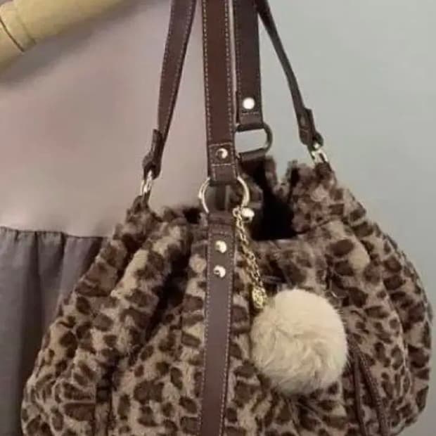 오네갸루 사만사베가 가방 