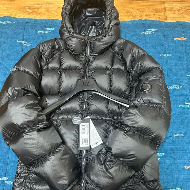 25FW) 씨피컴퍼니 DD쉘 패딩 (새상품)