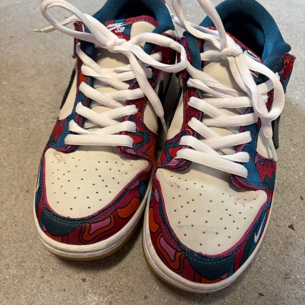 나이키 x 파라 SB덩크 로우 프로 앱스트랙스 아트