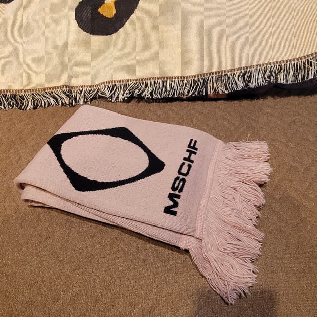 미스치프 머플러 핑크