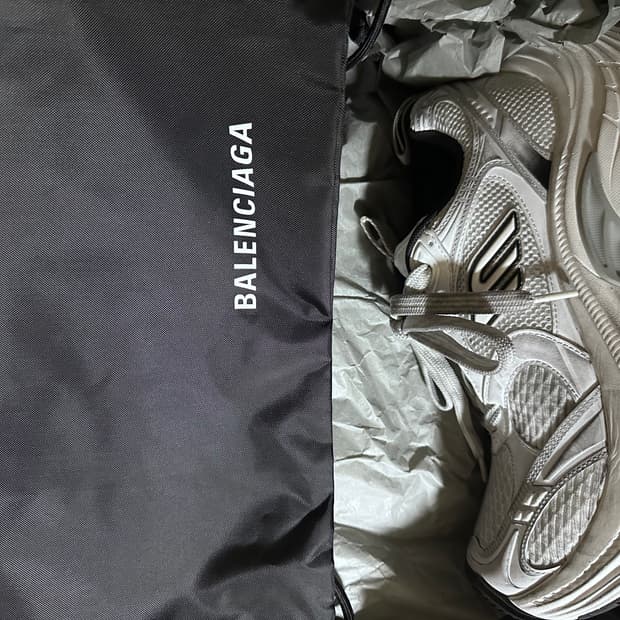 (39) 발렌시아가 10xl 새상품