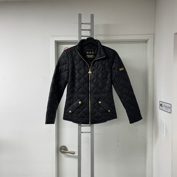 바버 퀄팅 자켓 블랙 36(W)