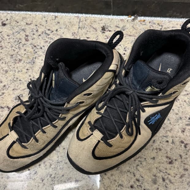 나이키 스투시 에어페니 285