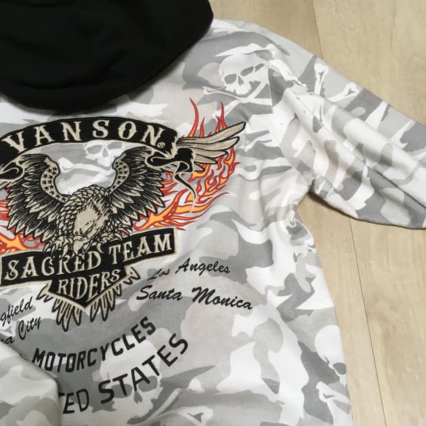 밴슨 스컬카모 자수 후드 롱슬리브