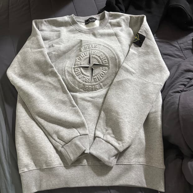 스톤아일랜드 나침반 빅 로고 맨투맨