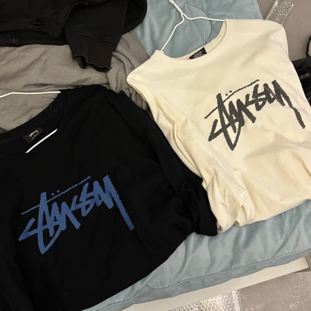 스투시 롱슬리브 블랙,화이트