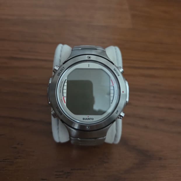 순토 D6i 다이빙 컴퓨터 시계