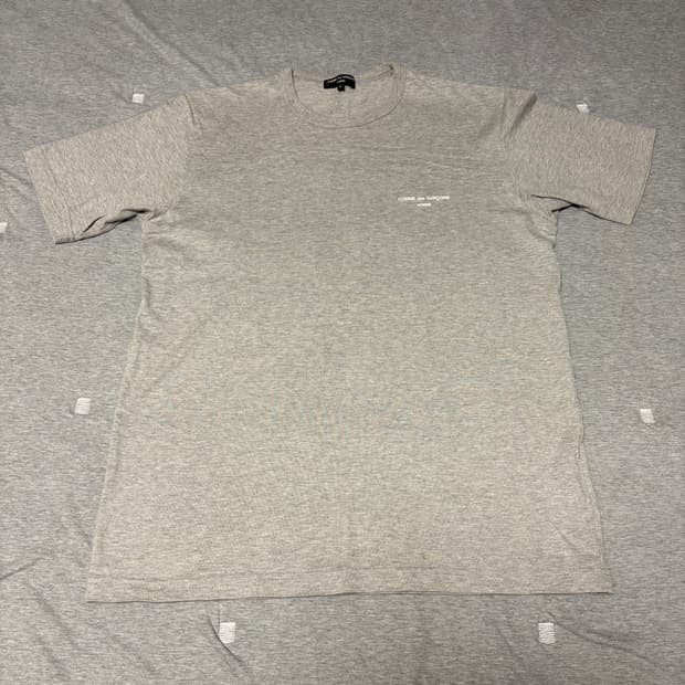 [L] 꼼데가르송 옴므 로고 티셔츠