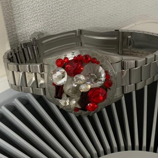 이리나볼콘스키 레어 스와로브스키 쥬얼리 시계