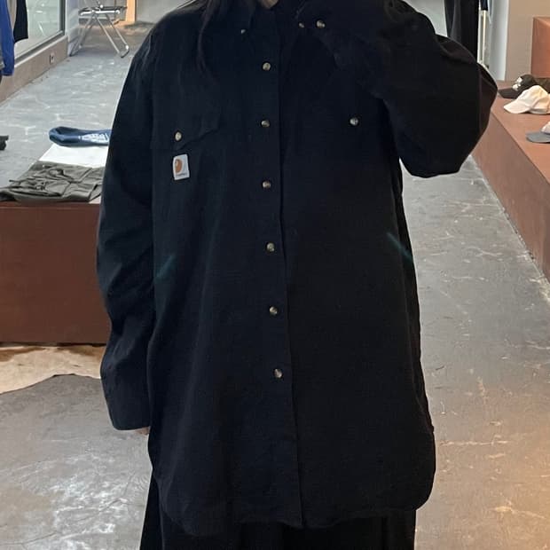 칼하트 블랙 투포켓 셔츠 H2465