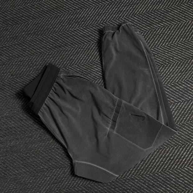 나이키 스우시 트레이닝 조거 팬츠 워시드 그레이y 4804