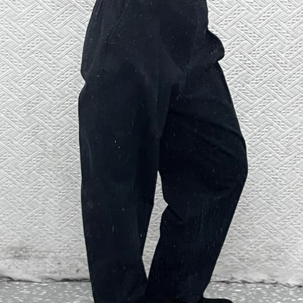 유니클로U 베이커 핀턱 치노팬츠 면바지 70 C08629