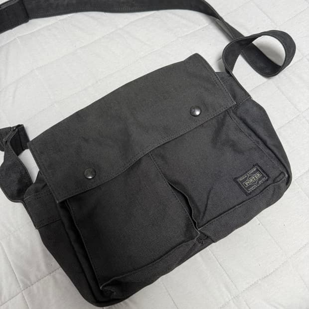포터 스모키 숄더백 PORTER SMOKY SHOULDER BAG