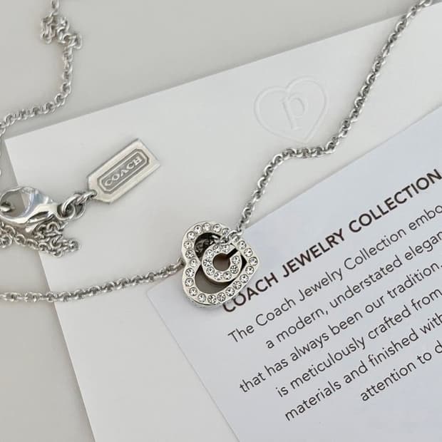 코치 목걸이