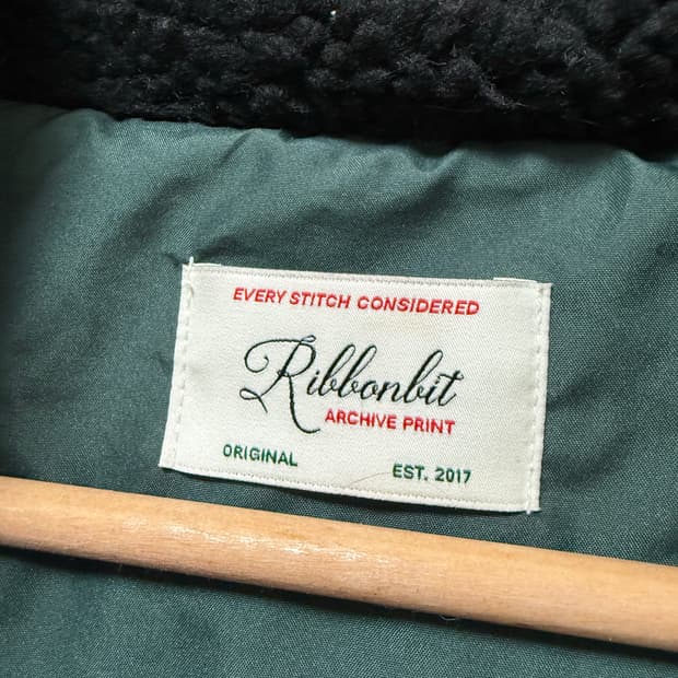 Ribbonbit molly puffer 리본빛