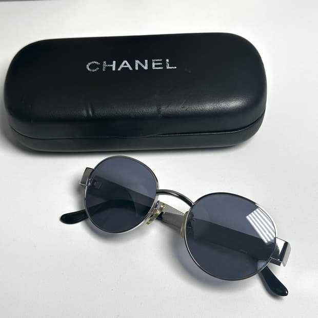 샤넬 라운드 메탈 선글라스