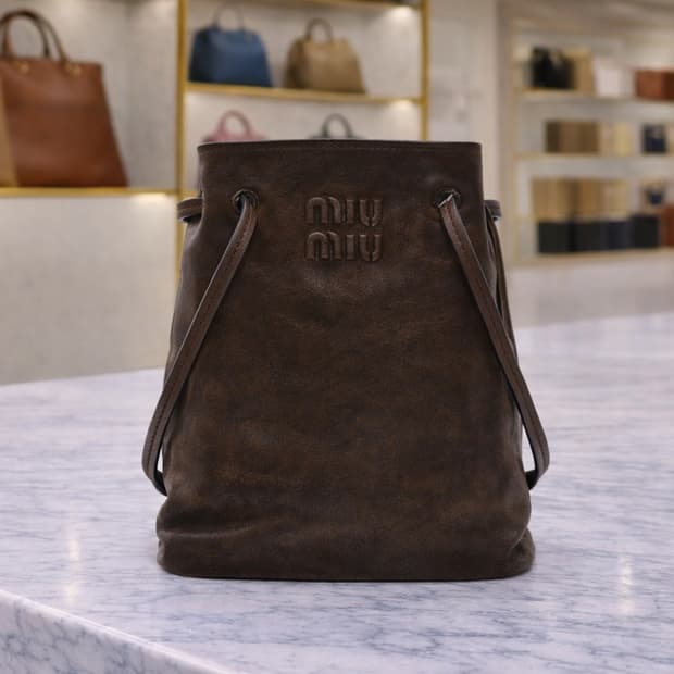 [S급] 미우미우 나파 레더 미니백 판매합니다!!!