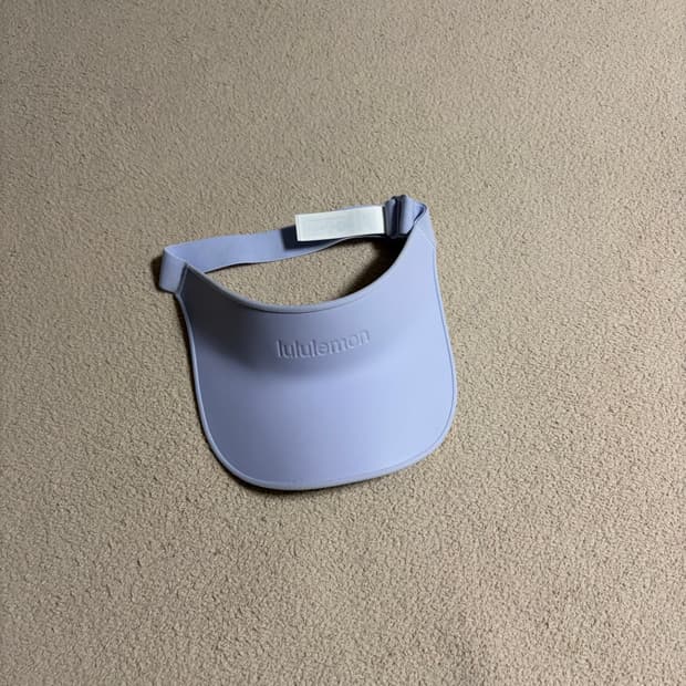 룰루레몬 선바이저 라벤더 s/m