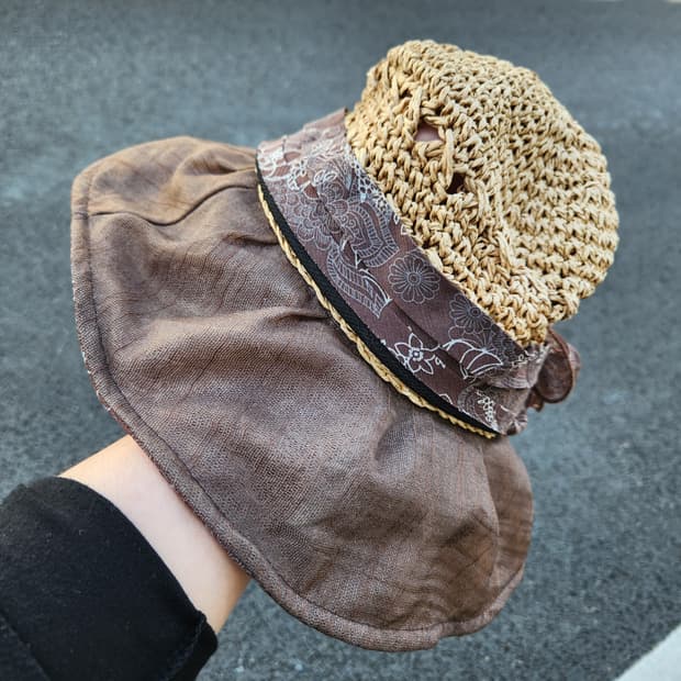 브라운 챙 밀짚모자 패션모자