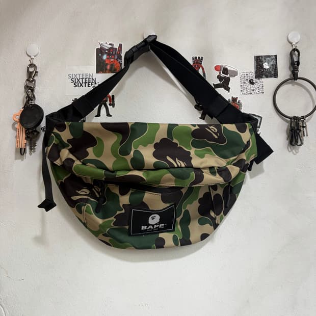 베이프 카모 힙색