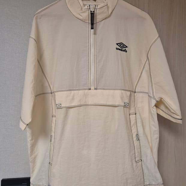 엄브로 아노락 에크루105