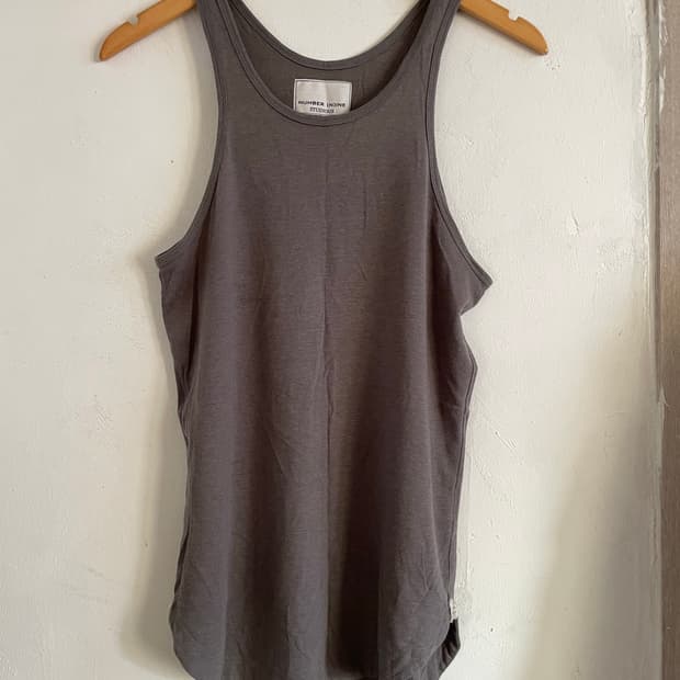 그레이 슬리브리스