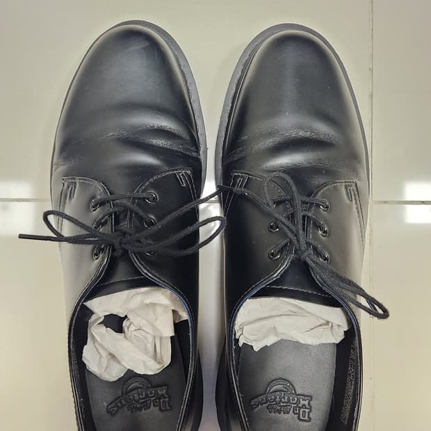 닥터마틴 모노 290사이즈 판매합니다 