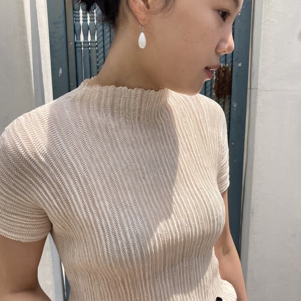 플리츠 탑 Pleats beige top