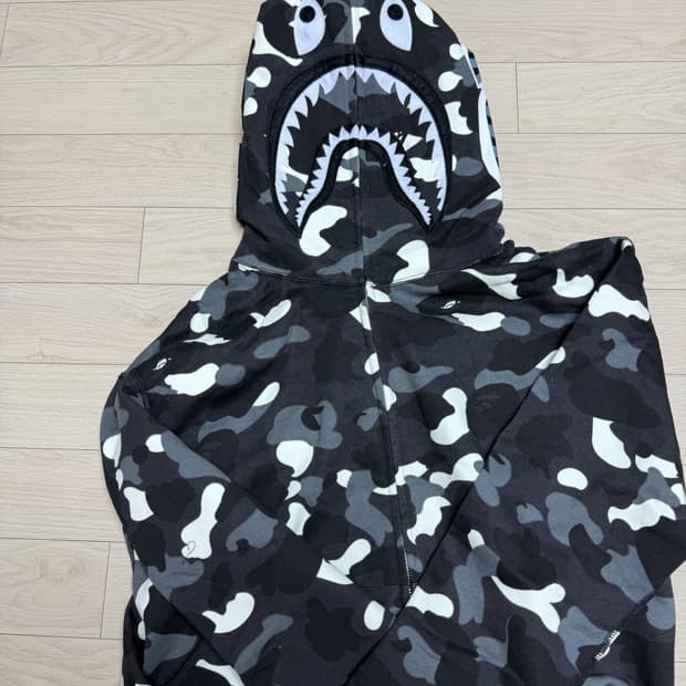 베이프 샤크후드 시티카모 야광 개급처