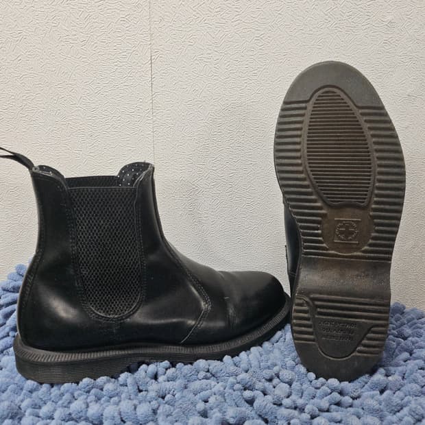 닥터마틴  플로라 첼시 부츠   EU 37