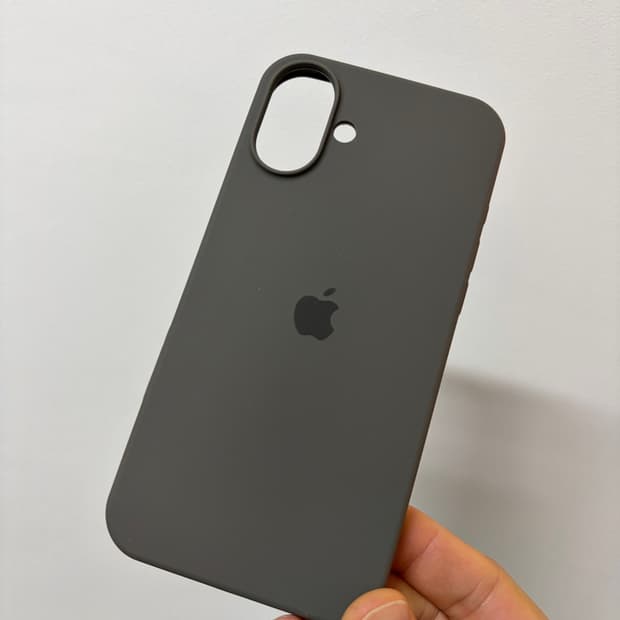 (새상품) 아이폰 16플러스 그레이 케이스 판매