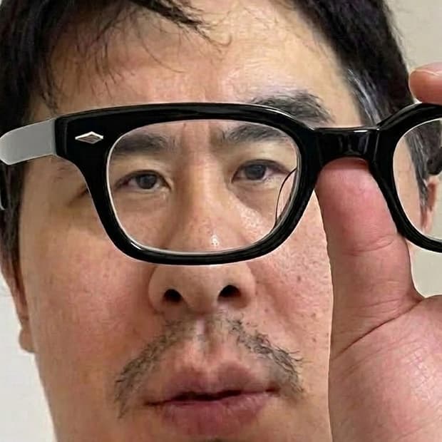 발란사 X 어크루 아이웨어