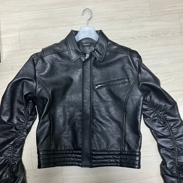 [1] 파아카이브 퍼터링 레더 자켓