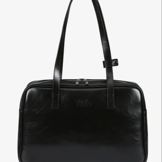 필인더블랭크 trapezoid 숄더백 블랙