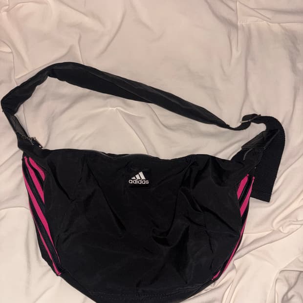 아이다스 커스텀 크로아상백