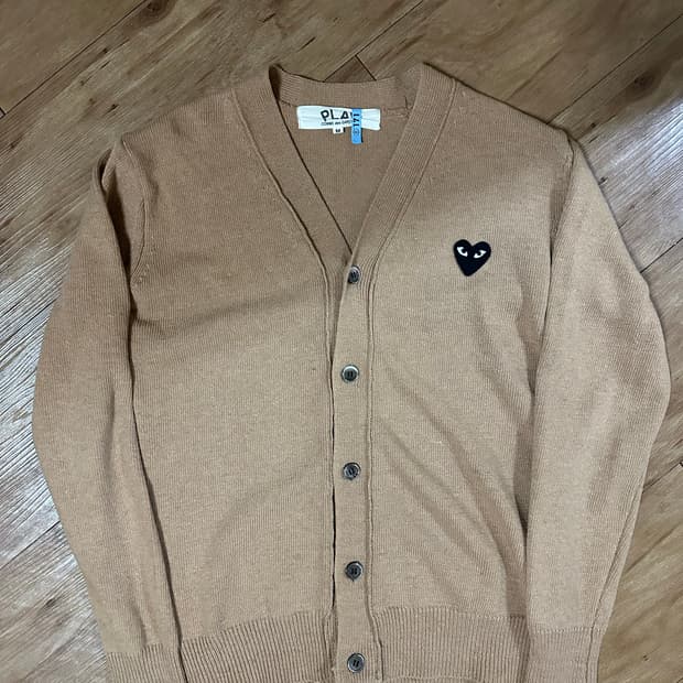 꼼데가르송 블랙와펜 가디건 M 베이지 판매