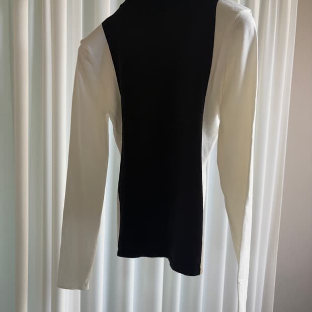 블러썸에이치컴퍼니 디 컬러블럭 니트