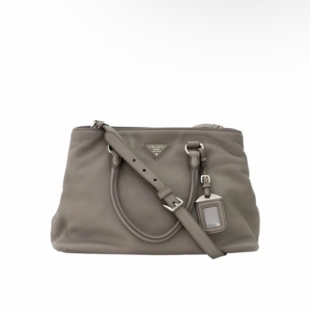 [OS] 프라다 비텔로 다이노 레더 탑 핸들 토트백 숄더백 그레이 은장