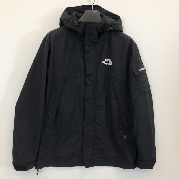 노스페이스 고프코어 블랙 바람막이 90-95 
