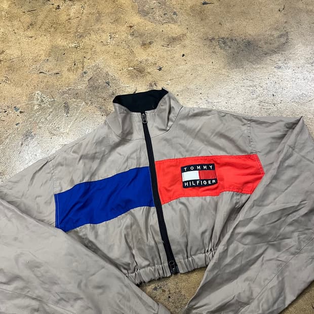 [정품] 타미힐피거 크롭 바람막이 점퍼 b14