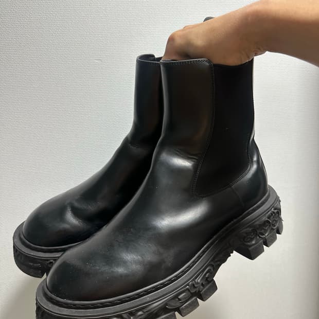 루이비통 첼시 부츠 블랙