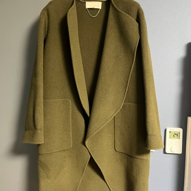 바네사부르노 카키 캐시미어 코트