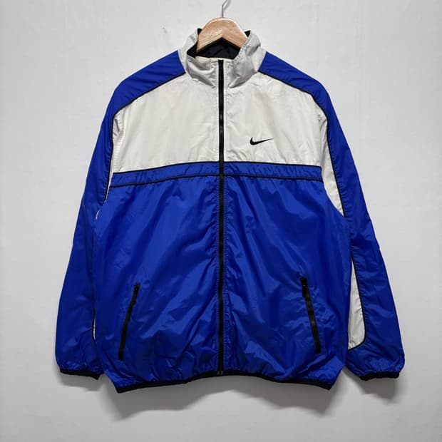 나이키 흰파 올드스쿨 바람막이