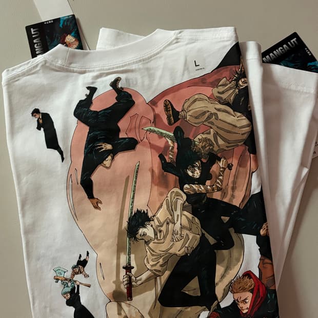 유니클로 UT 슈에이샤 창립 100주년 주술회전 티셔츠 화이트 L