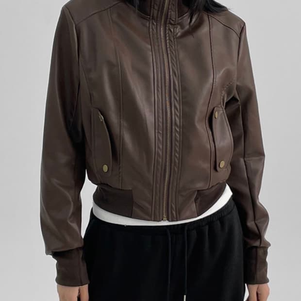 블랙업 가죽자켓