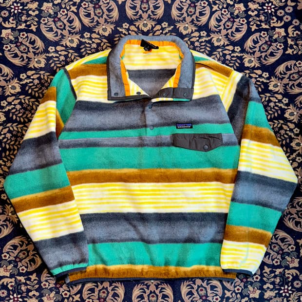 13FW 파타고니아 신칠라 멀티컬러 스트라이프 스냅티