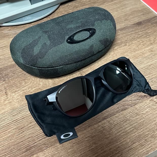 오클리 리드메이스 선글라스