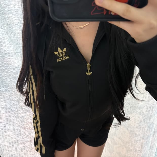 아디다스 딱붙 검골 후드집업