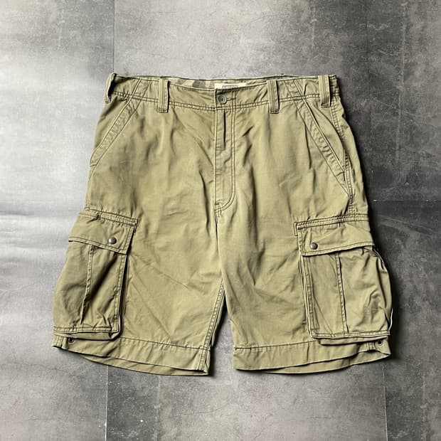 LEVI'S 리바이스 빈티지 카키 카고 하프 팬츠 A01149